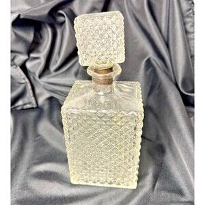 Vintage Clear Pressed-Glass Whiskey Decanter with Stopper – Diamond Pattern, 10